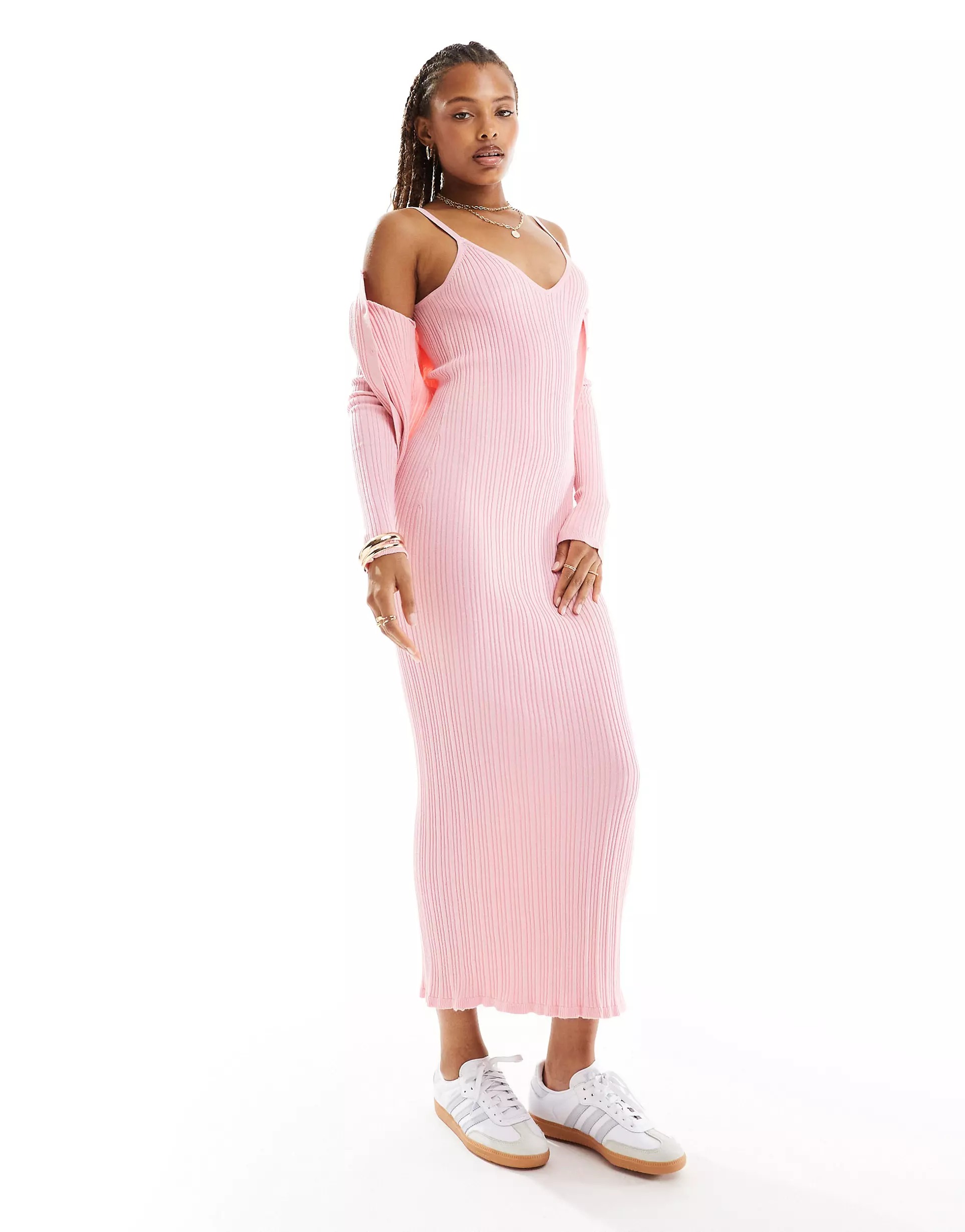 Платье макси Asos Design Knitted Strappy V Neck, розовый пуловер с v образным вырезом из трикотажа в рубчик xl каштановый