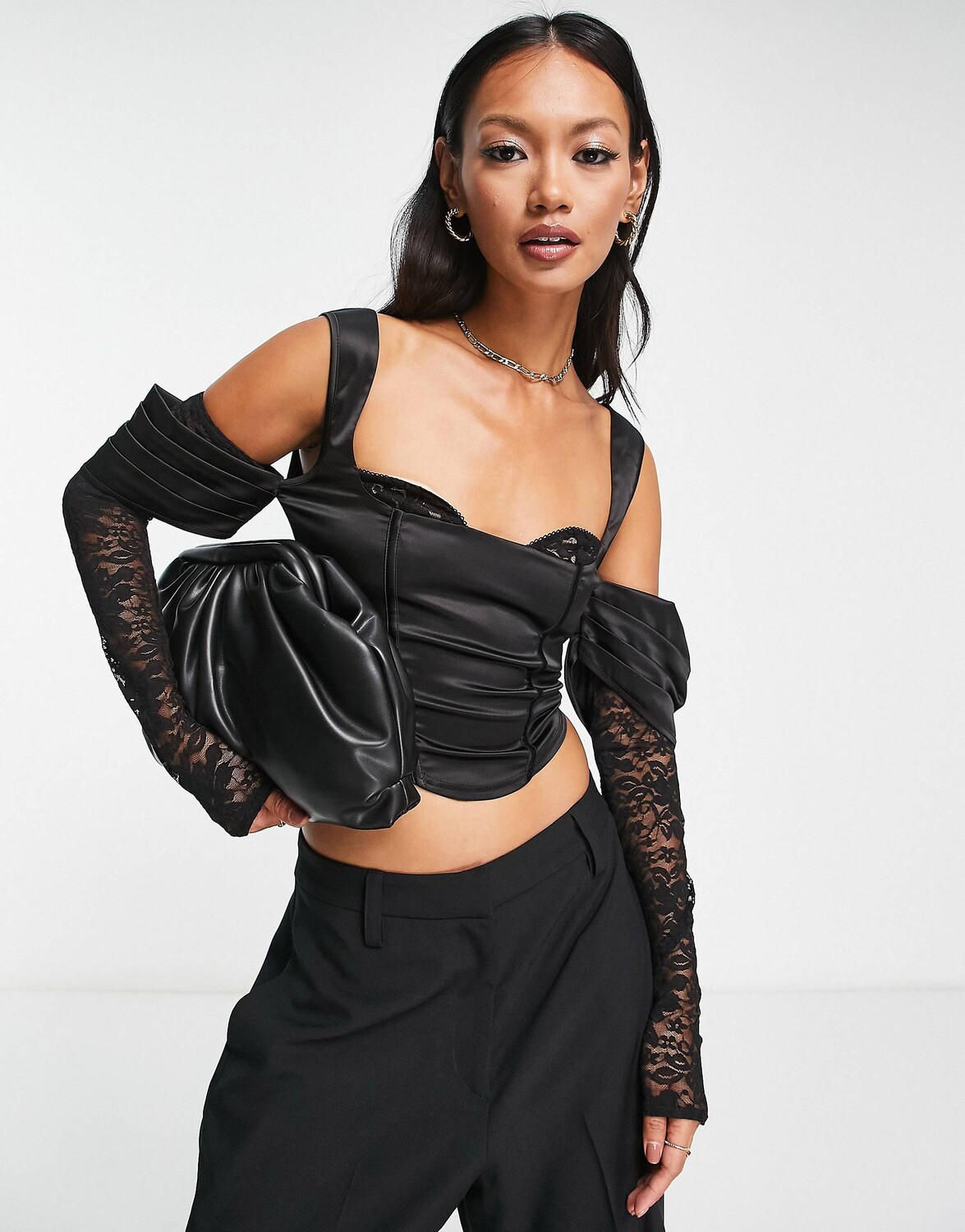 

Черный атласный корсет с кружевными рукавами ASOS DESIGN