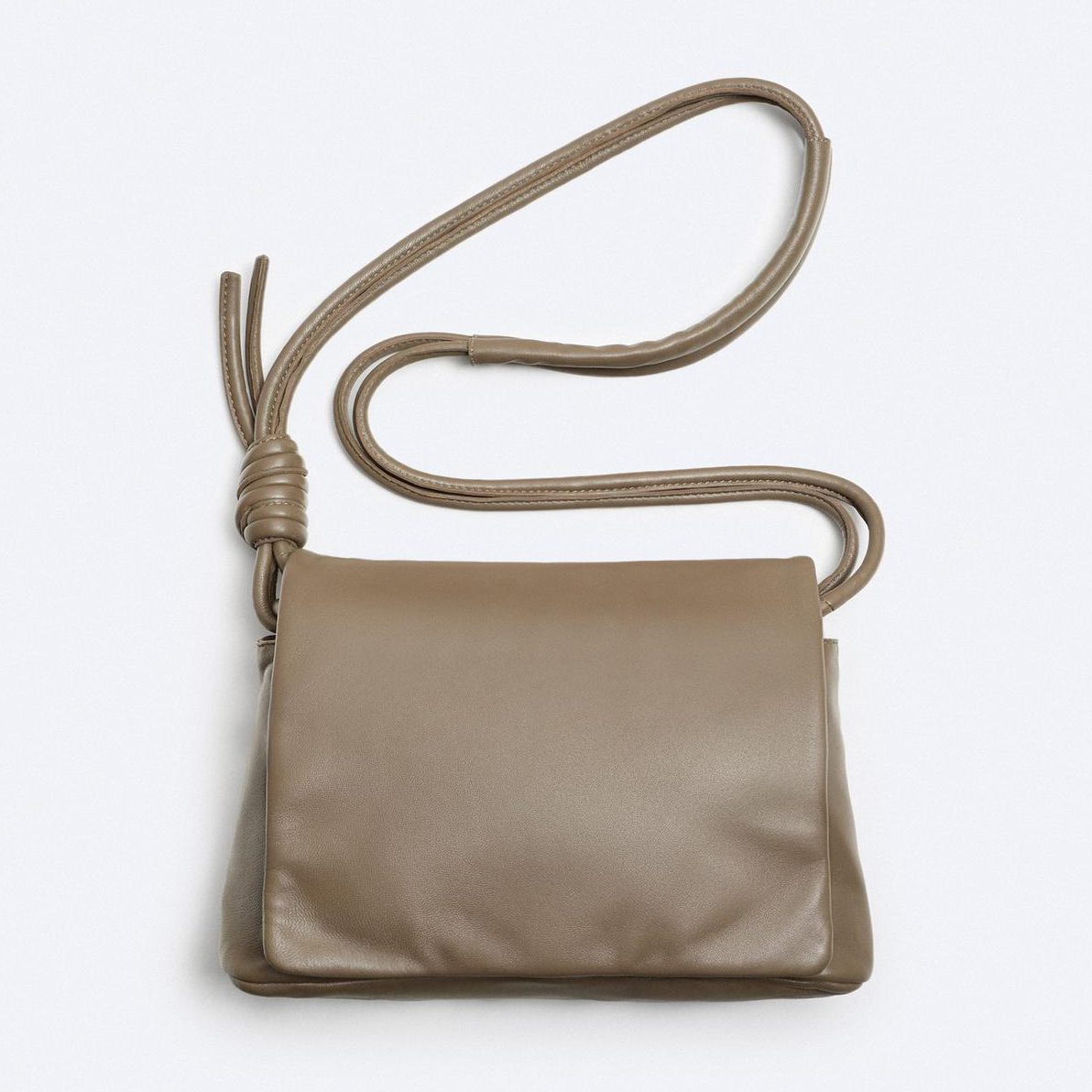 Сумка кросс-боди Zara Knotted Leather, оливково-зеленый мини сумка zara knotted shoulder черный