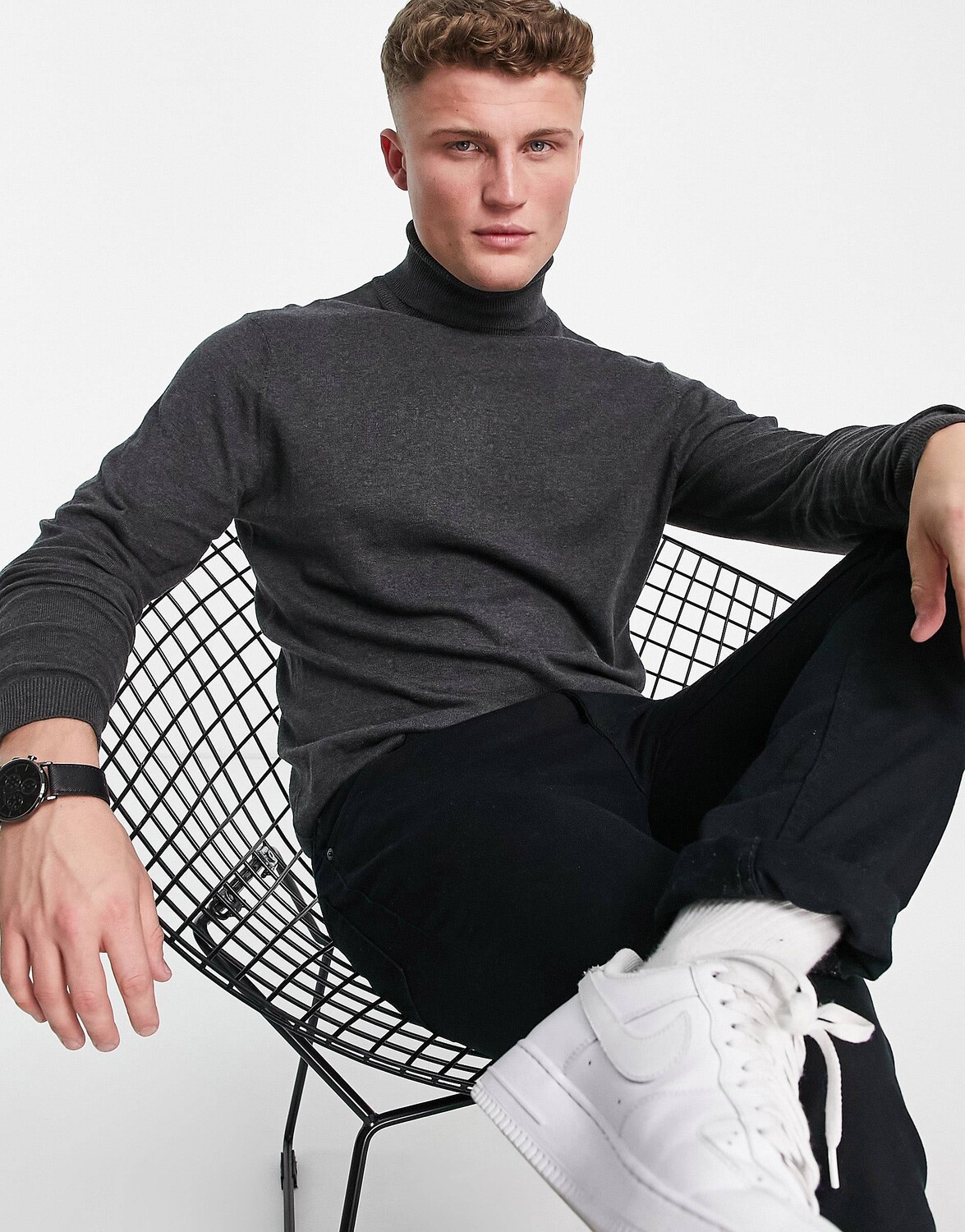 

Темно-серый трикотажный хлопковый джемпер с высоким воротником ASOS DESIGN