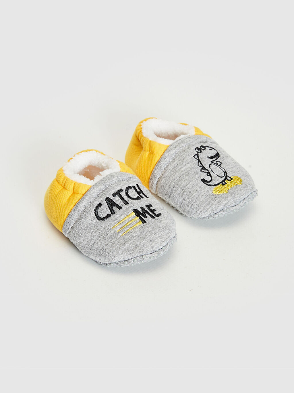 

Домашняя обувь для малышей с вышивкой для маленьких мальчиков LCW Steps