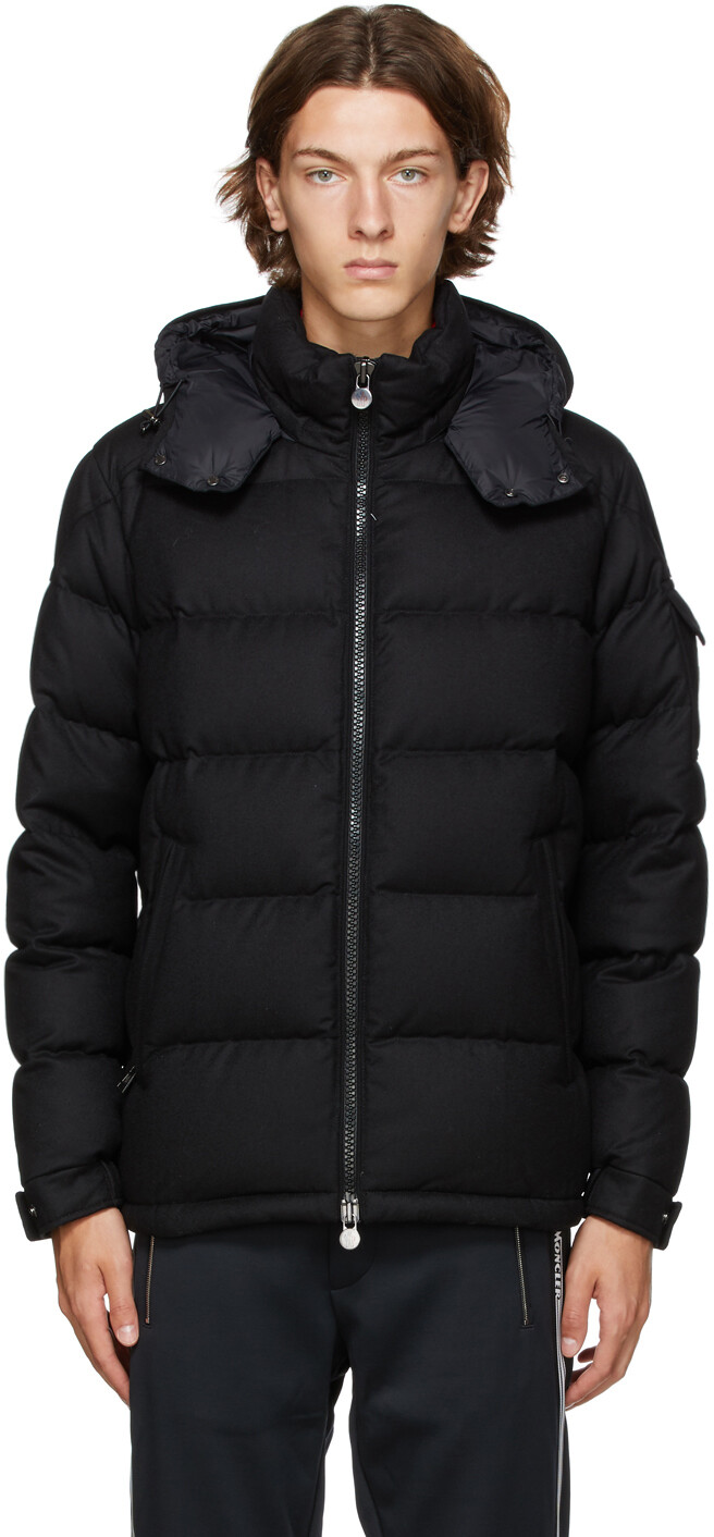 

Черная пуховая куртка Montgenevre Moncler
