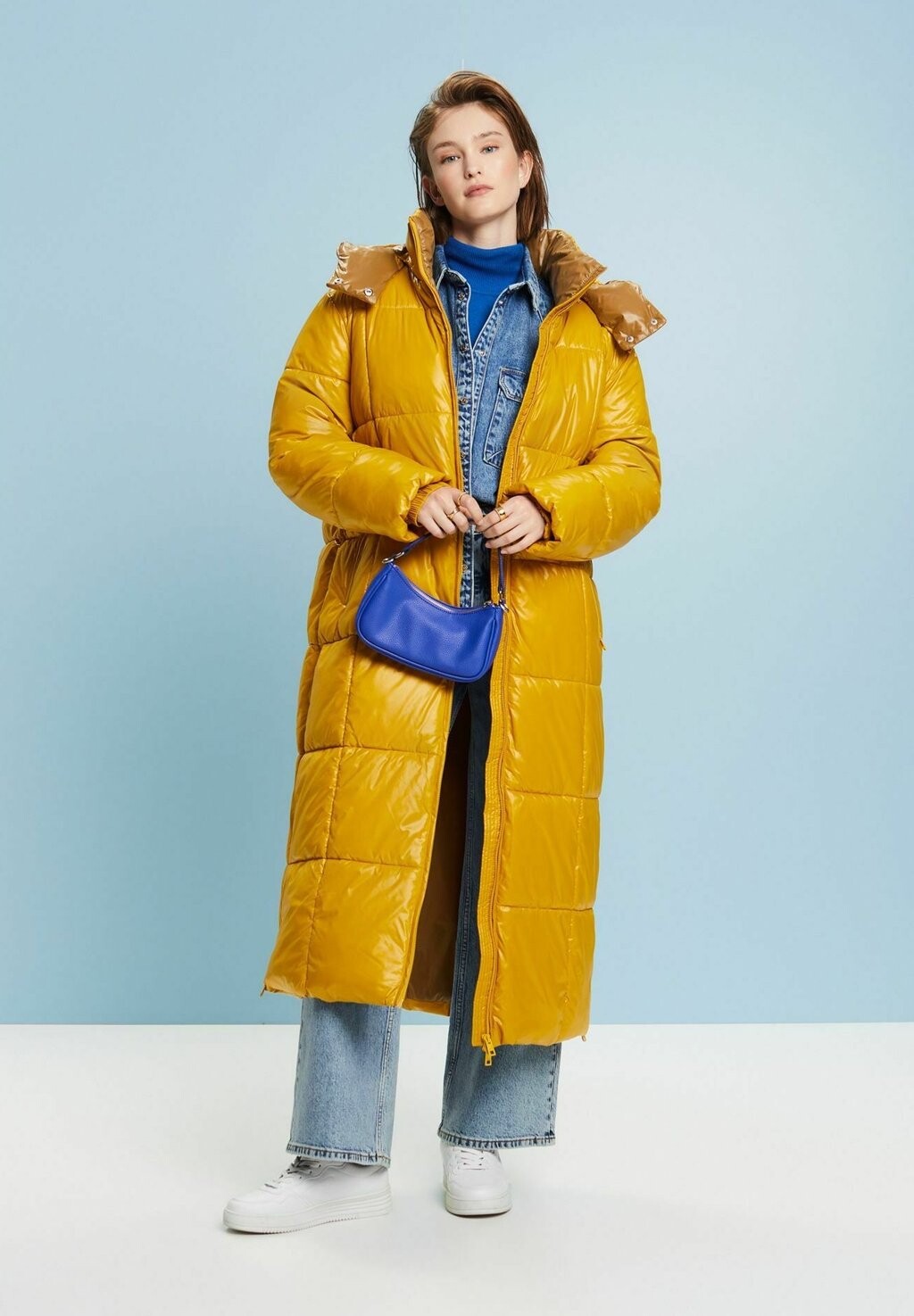 

Куртка Esprit, цвет amber yellow