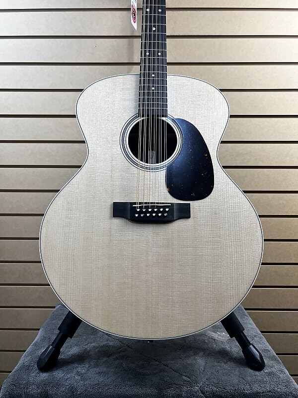 

Акустическая гитара Martin Grand J-16E 12-string Acoustic-electric Guitar - Natural w/Gig Bag & PLEK*D #947