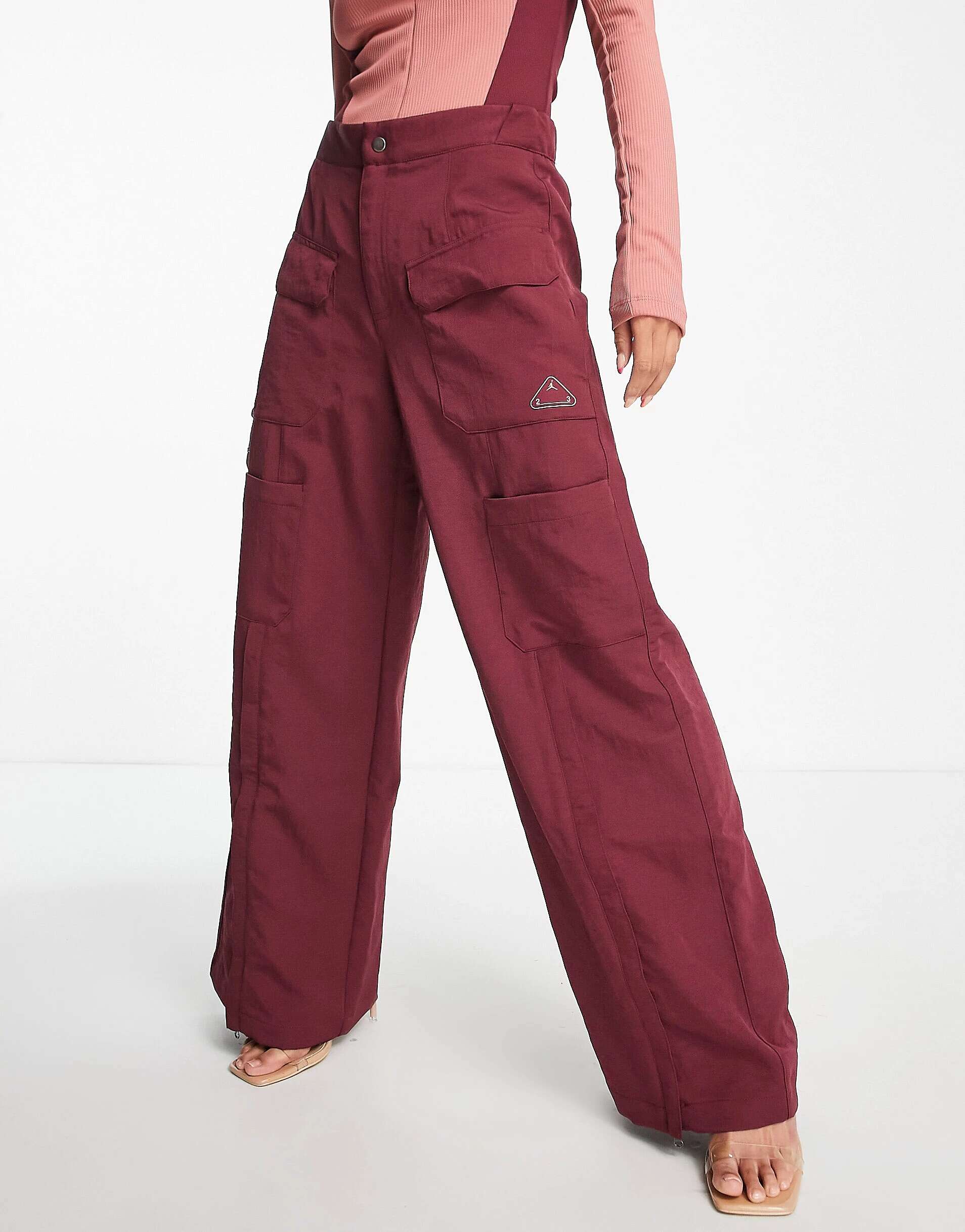Комплектующие брюки Jordan 23E вишнево-красного цвета брюки nike jordan essential holiday красный черный