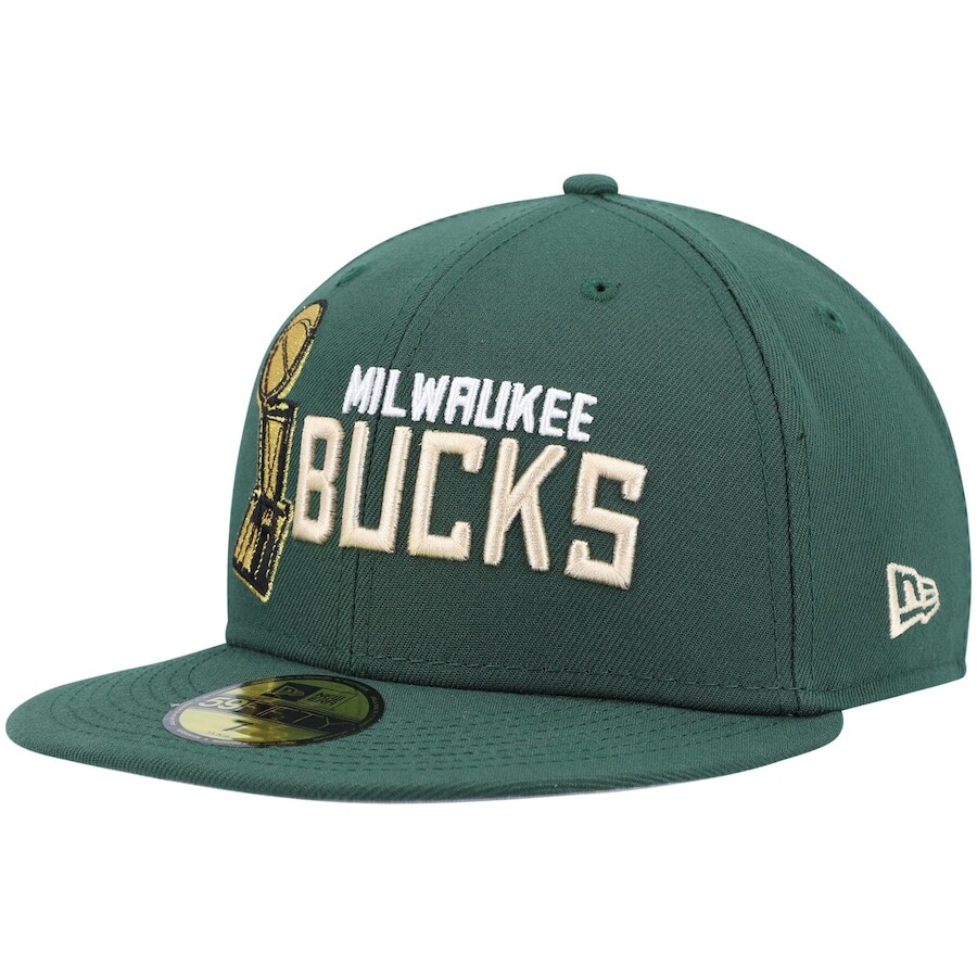 

Бейсболка New Era Milwaukee Bucks, зеленый