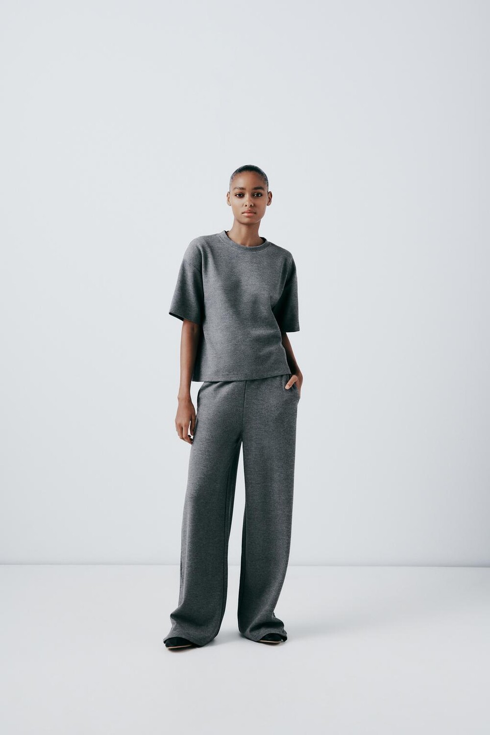 

Прямые брюки интерлок ZARA, темно-серый
