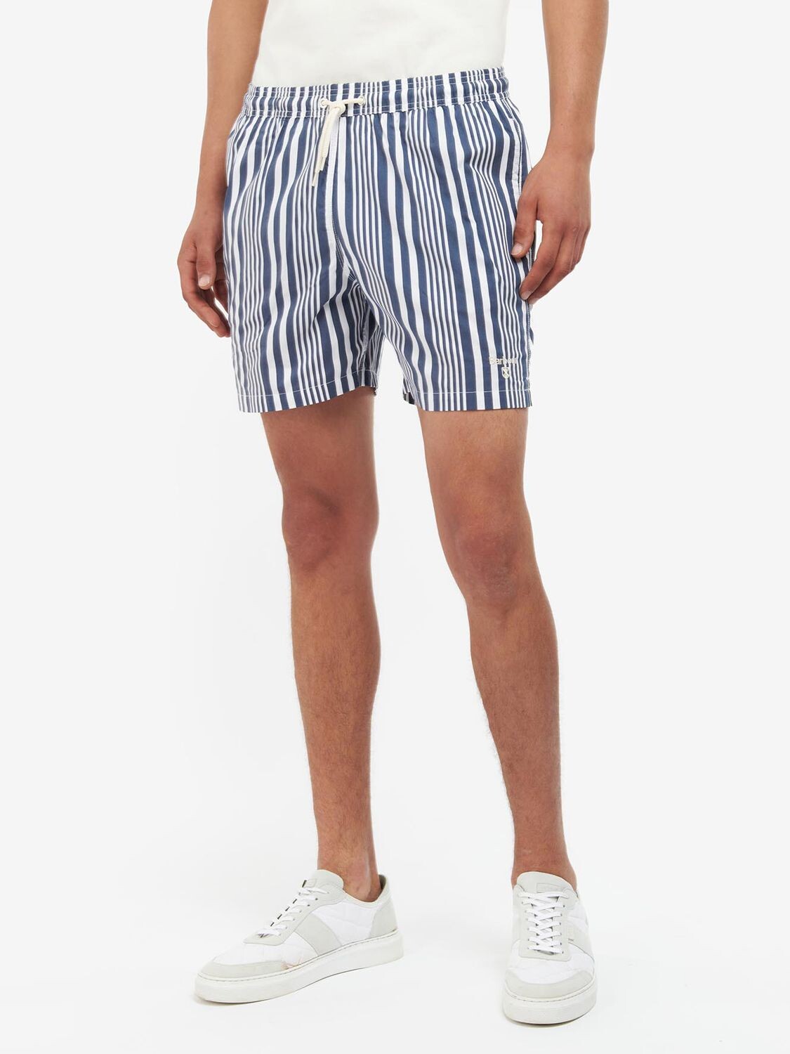 

Индивидуальные шорты для плавания Barbour Deckham, темно-синие