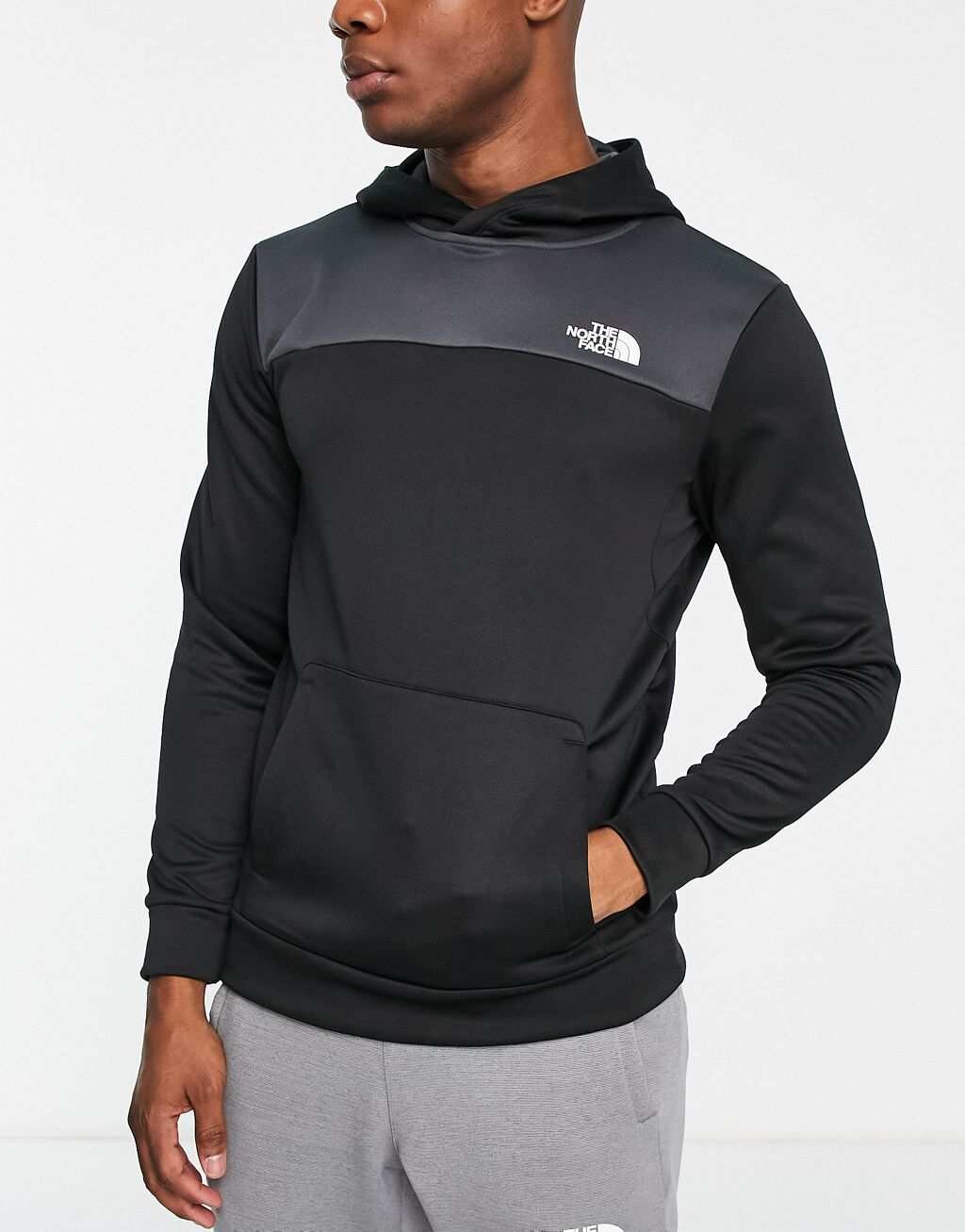

Черная флисовая толстовка The North Face Training Reaxion FlashDry