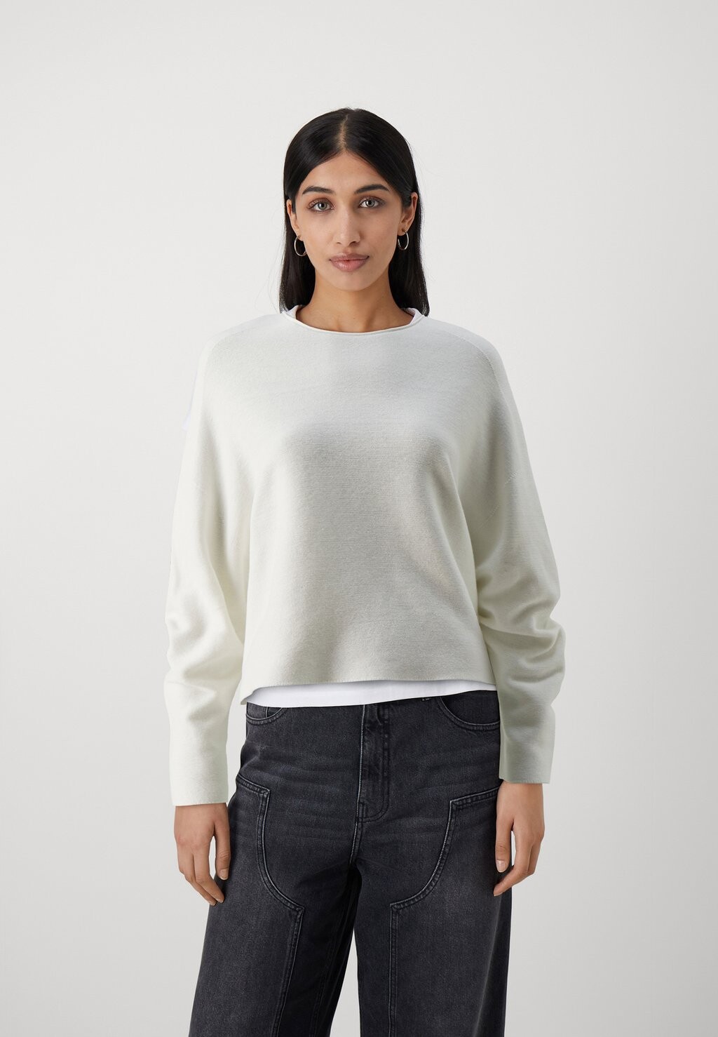 

Вязаный свитер MEAMI DRYKORN, цвет off-white