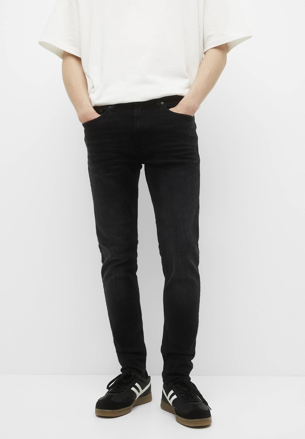 

Джинсы скинни PULL&BEAR