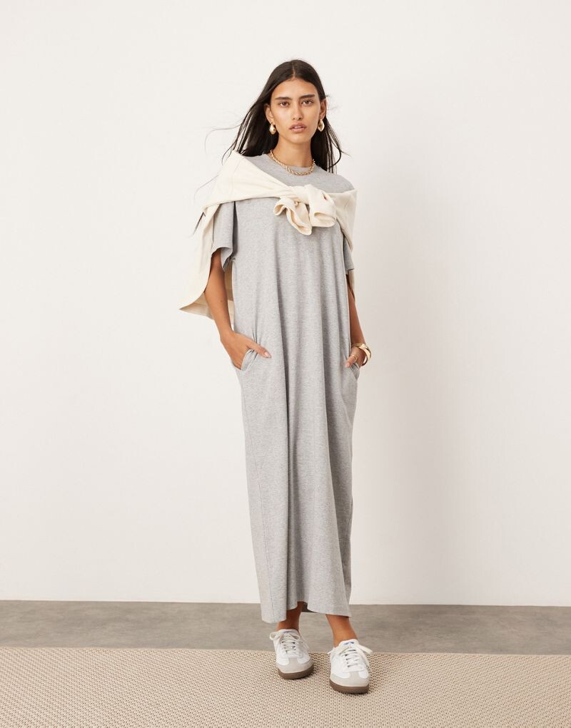 

Серое длинное платье-футболка с карманами ASOS EDITION Premium