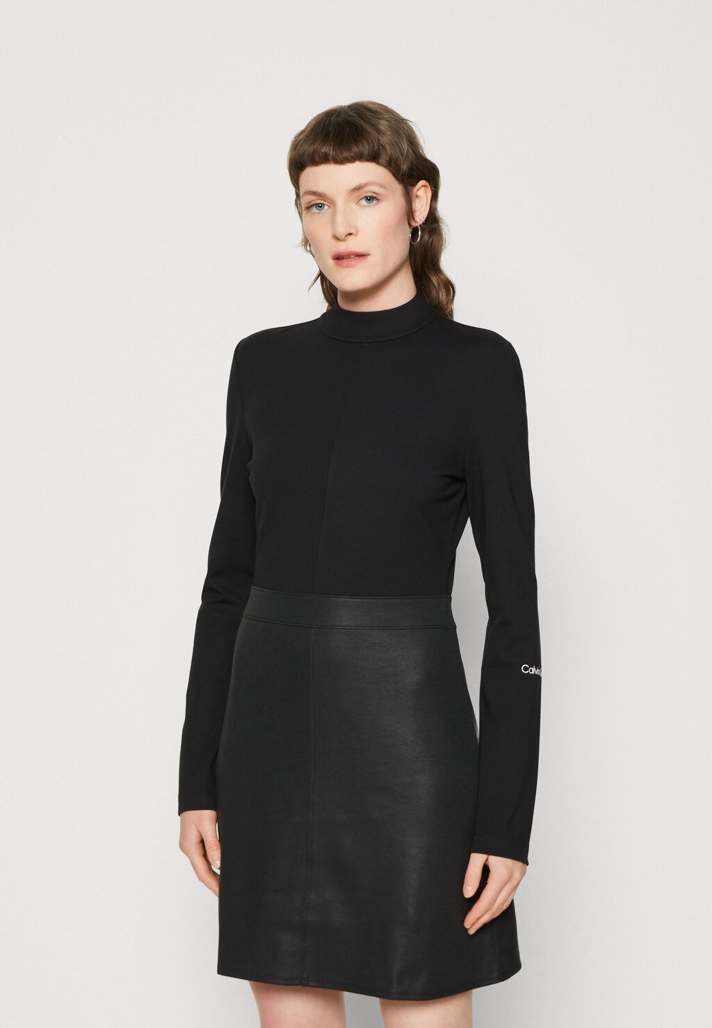 

Летнее платье ПЛАТЬЕ A LINE Calvin Klein Jeans, черный