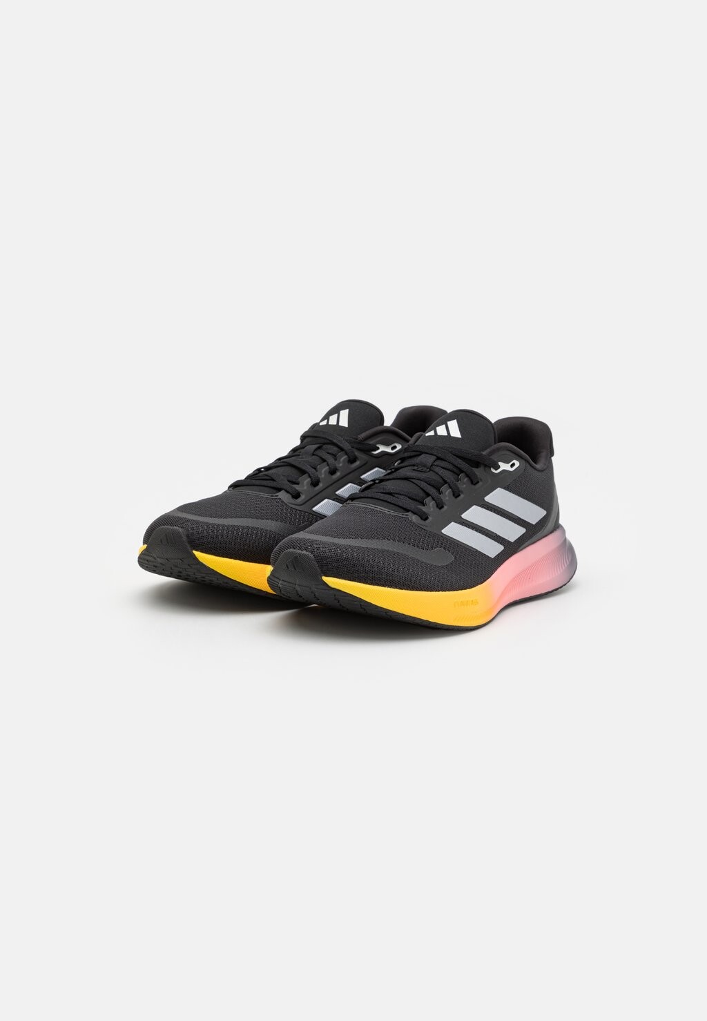 

Кроссовки adidas, черный