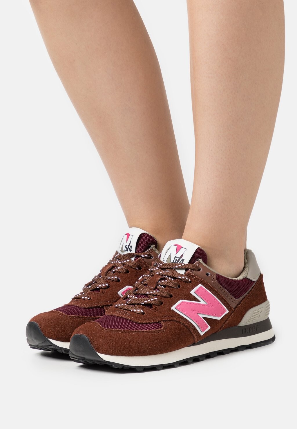

Кроссовки New Balance