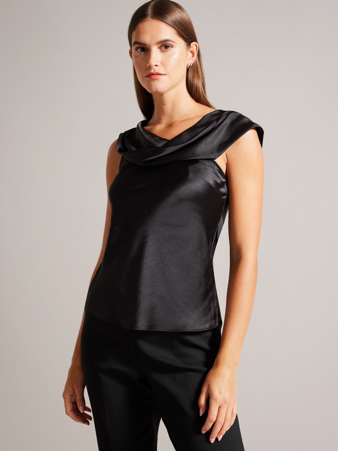 

Прямой топ Deanaah с драпированным вырезом Ted Baker, черный