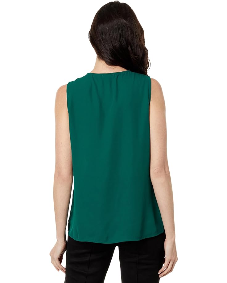 Блуза Vince Camuto V-Neck Ruffle Front Blouse, цвет Deep Forest