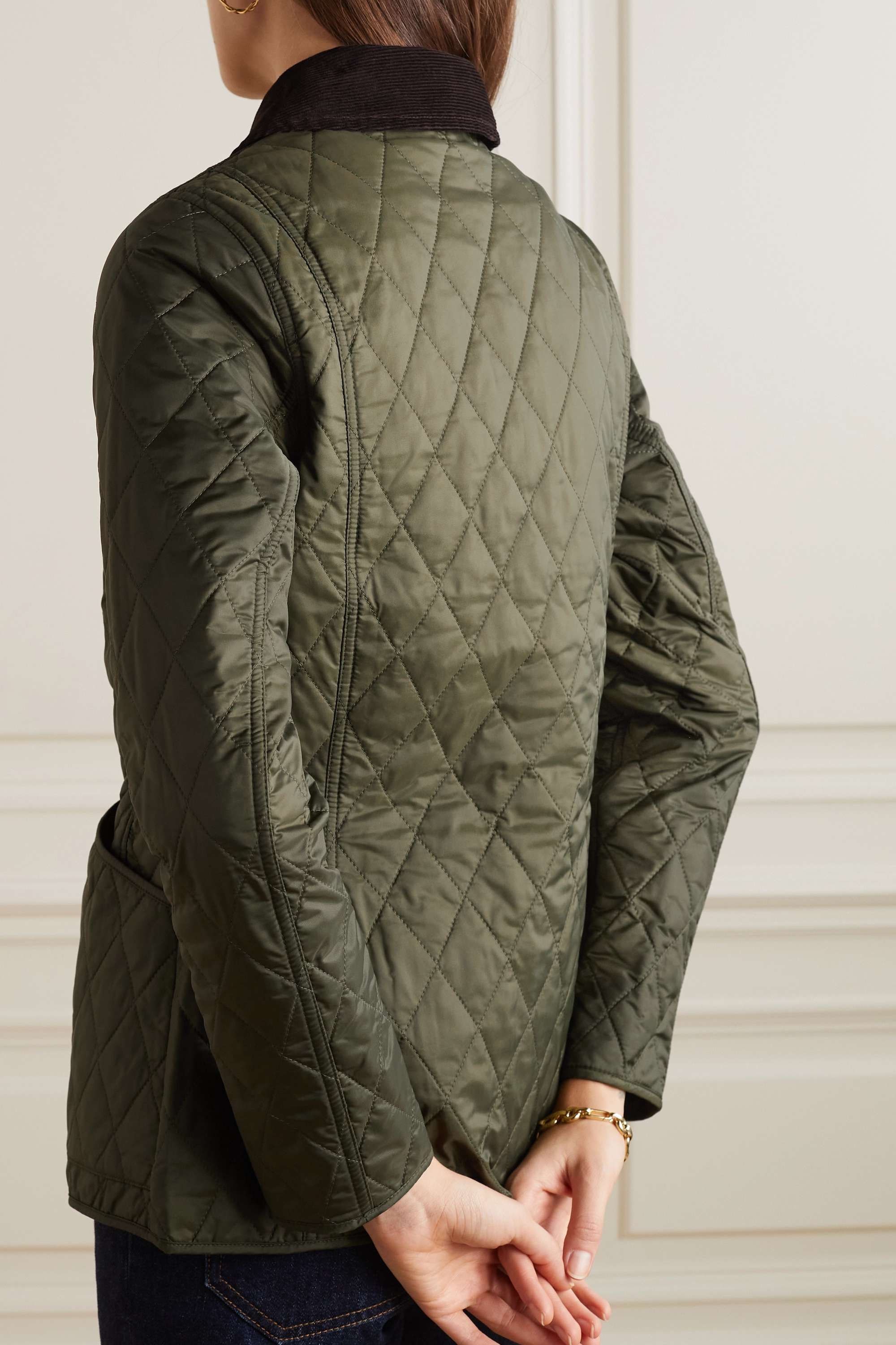 BARBOUR стеганая куртка-ракушка Annandale с вельветовой отделкой, армейский зеленый