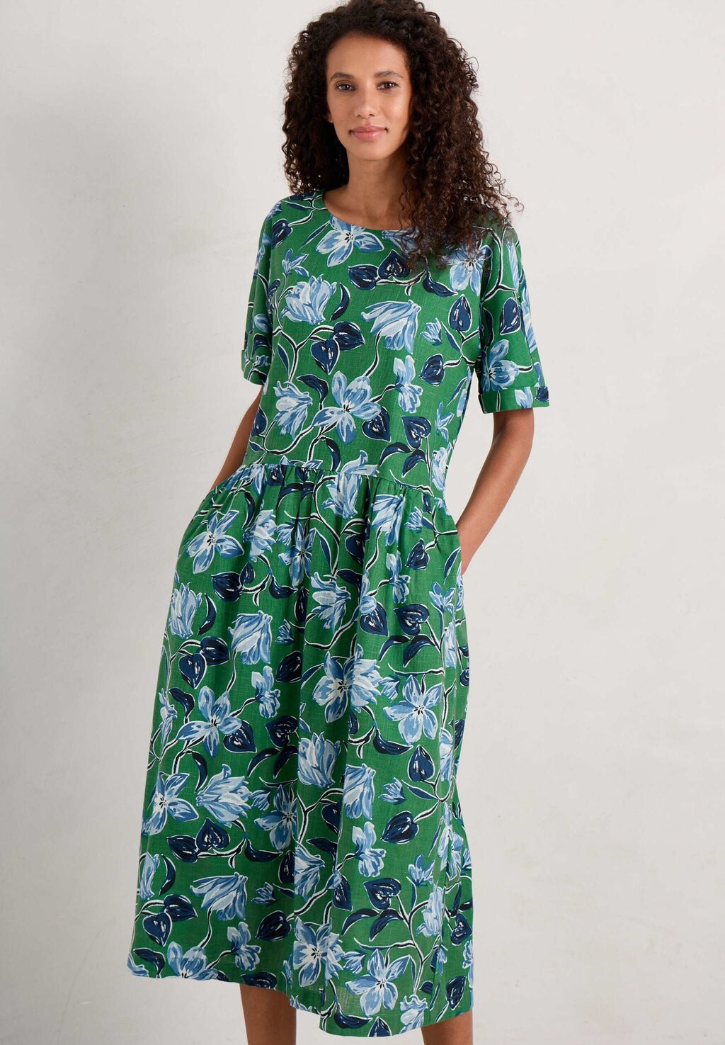 

Летнее платье Brouse Short Sleeve Seasalt Cornwall, цвет cyclamen island