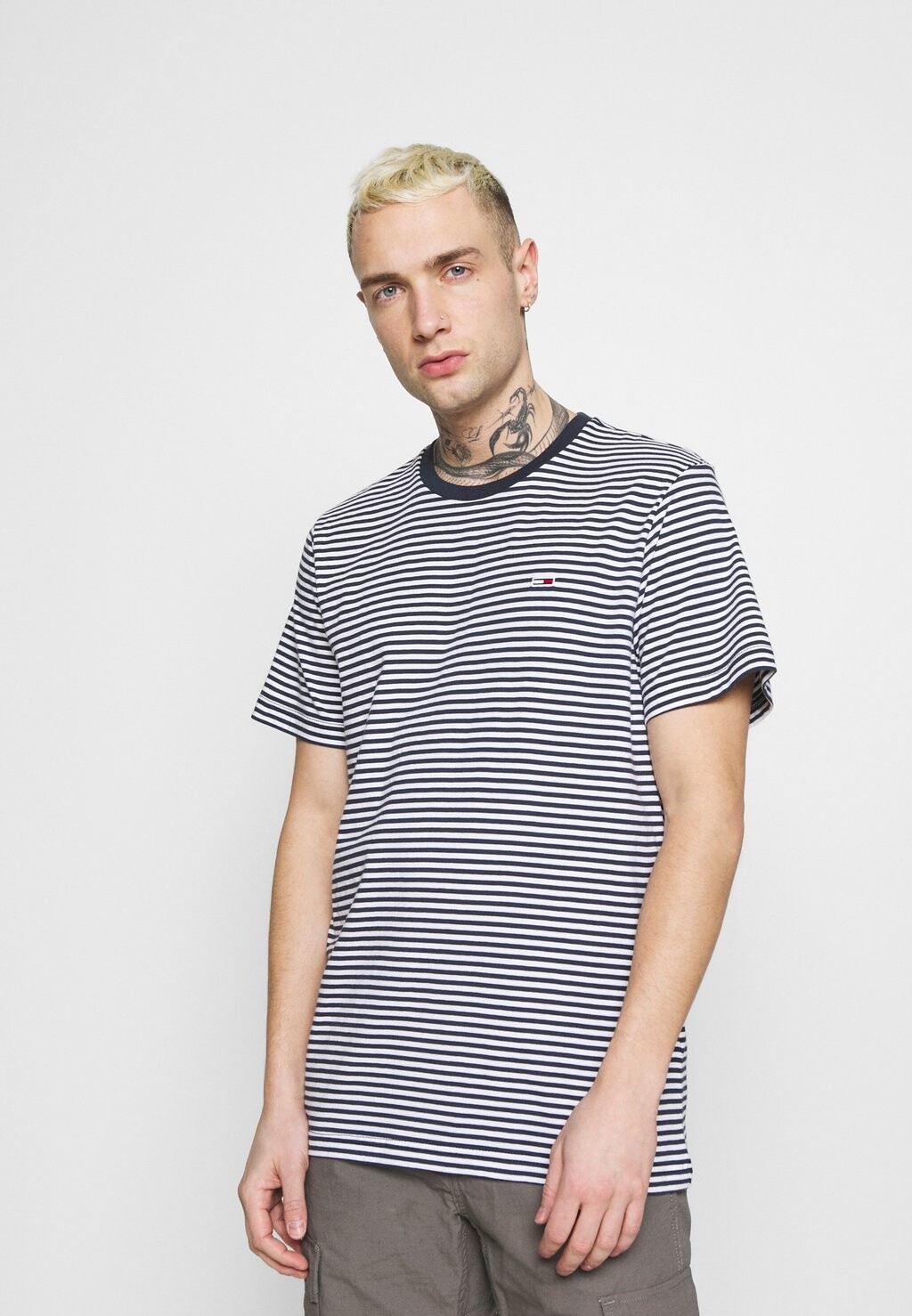 

Футболка с принтом Tommy Jeans, темно-синий