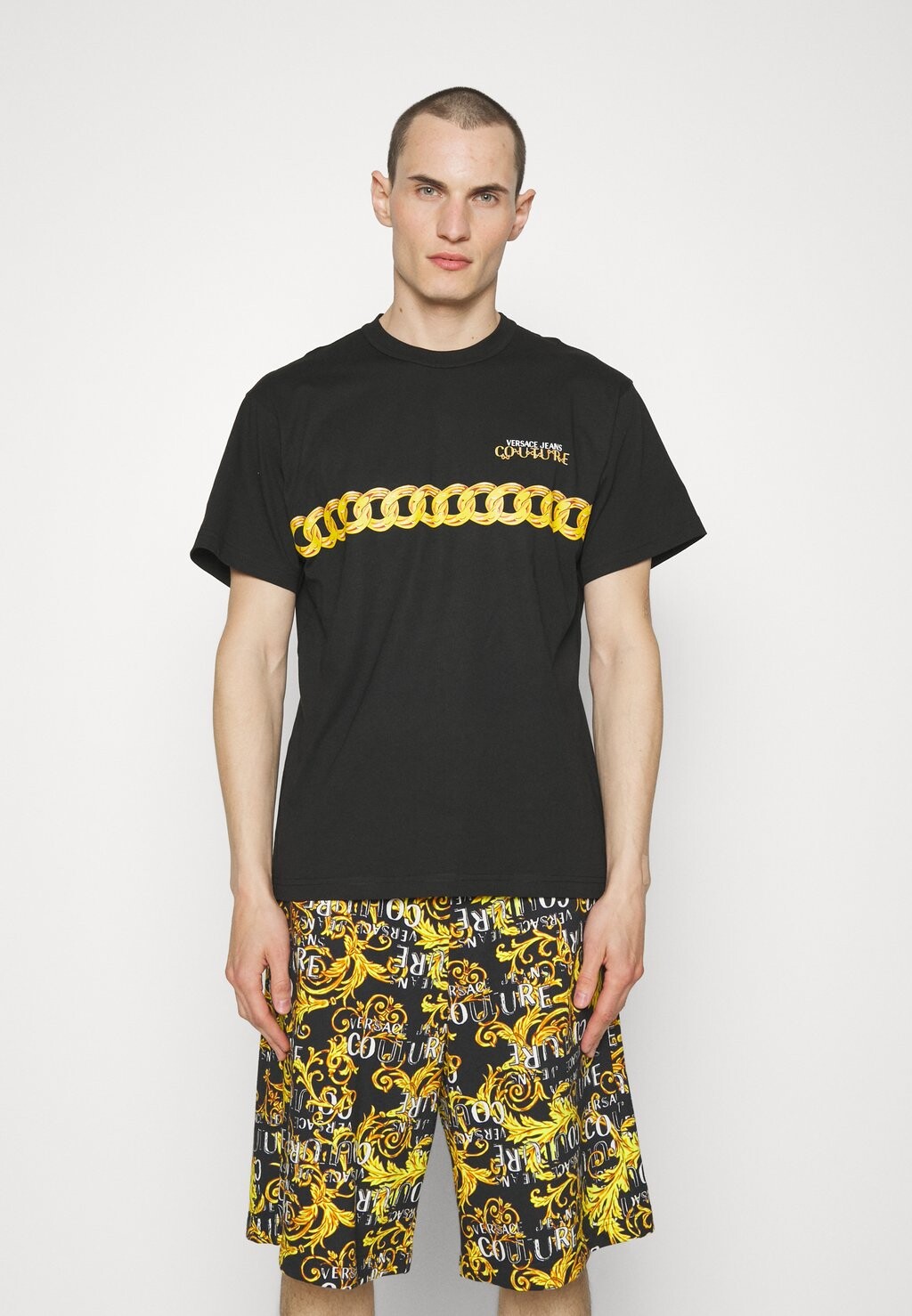 

Футболка с принтом Versace Jeans Couture, черный