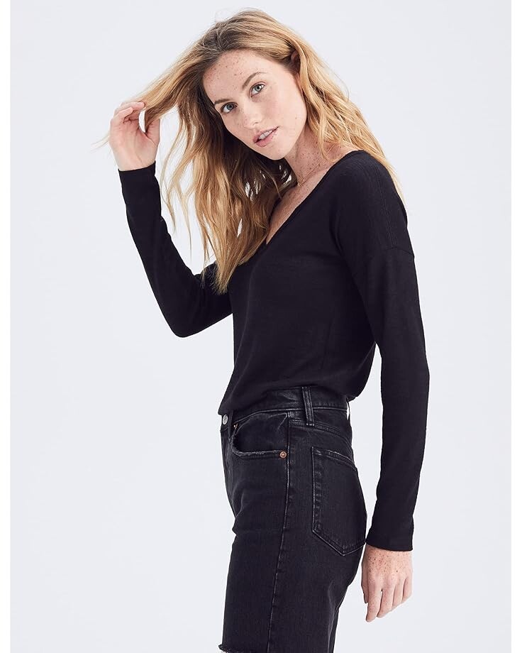 

Футболка Abercrombie & Fitch Long-Sleeve V-Neck Tee, черный