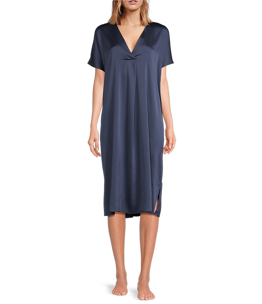 VAN WINKLE & CO. Однотонная атласная ночная рубашка миди с короткими рукавами и v-образным вырезом, синий
