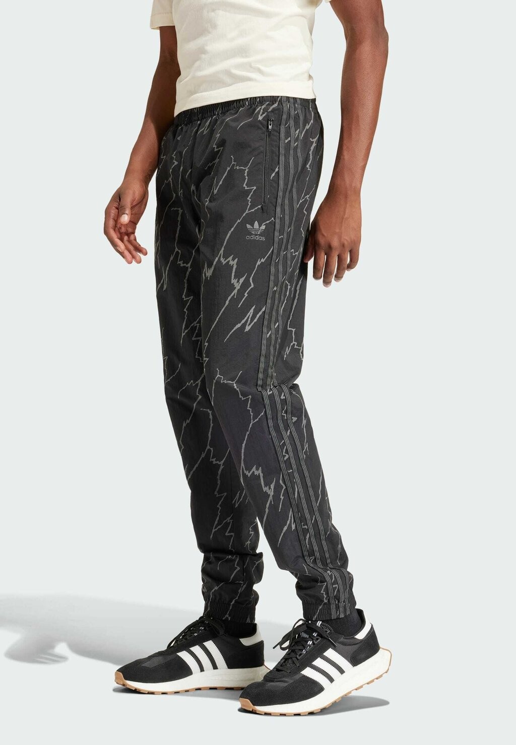 

Спортивные брюки adidas Originals, черные