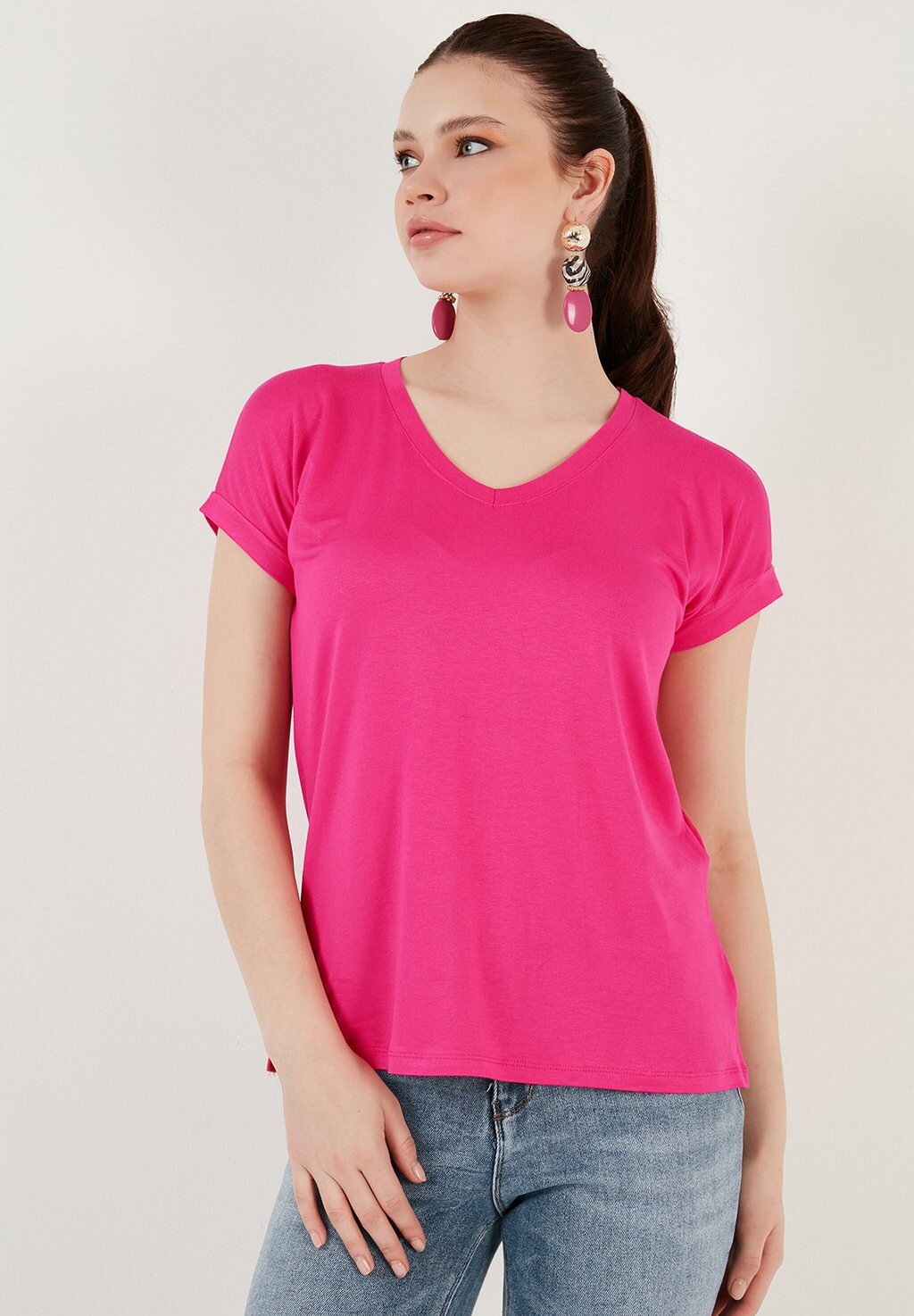

Базовая футболка V NECK LELA, розовый