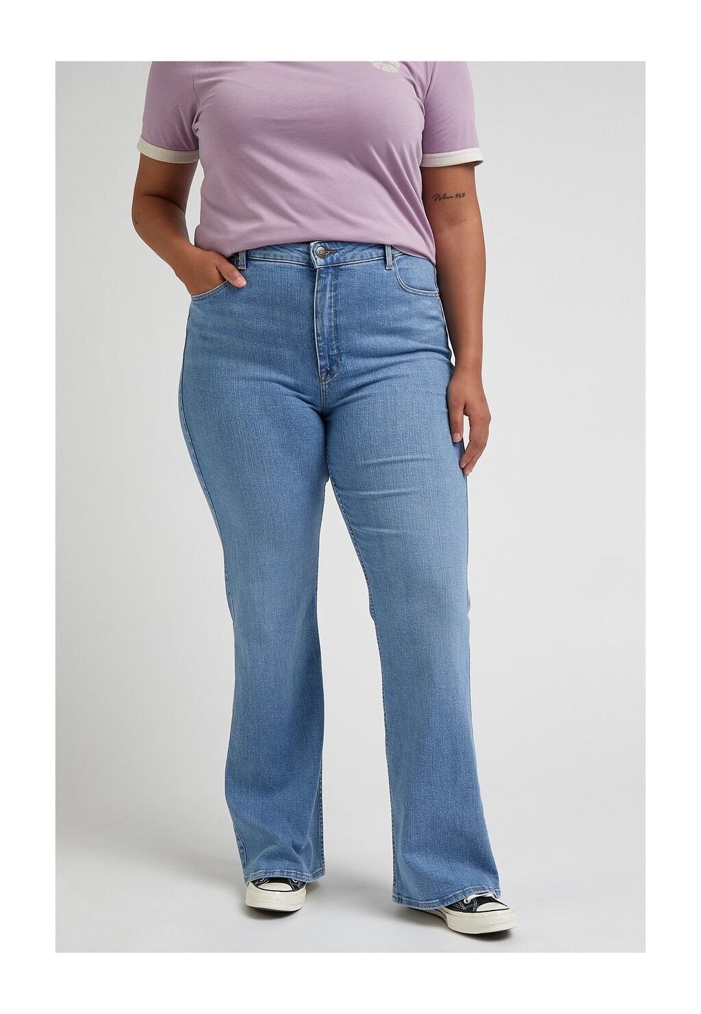 

Джинсы Bootcut Lee