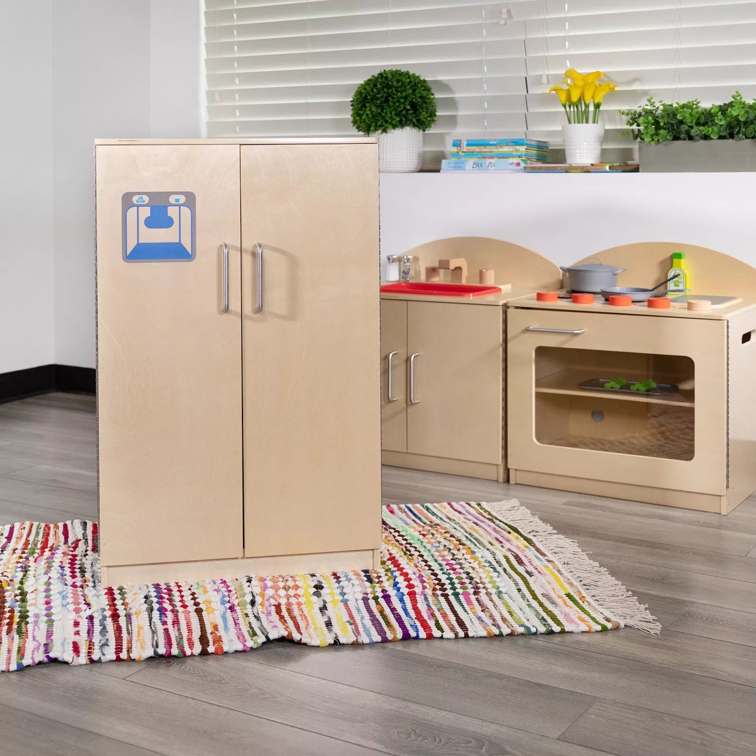 Детский деревянный холодильник «Эмма и Оливер» для коммерческого или домашнего использования — дизайн, удобный для детей Emma+Oliver james oliver affluenza