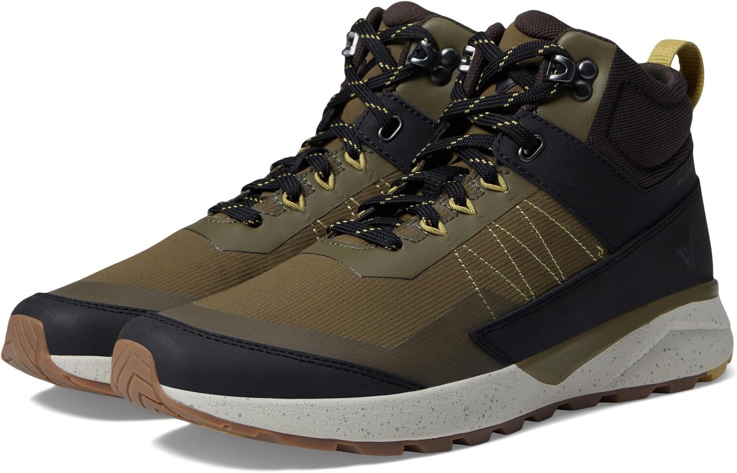 

Ботинки на шнуровке Cascade Peak Mid Forsake, цвет Black Olive