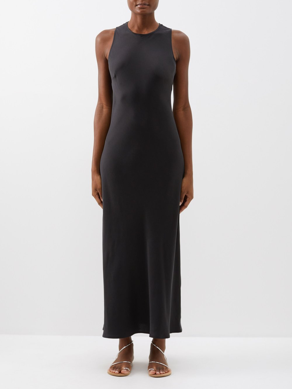 цена Платье макси valencia из шелкового атласа с высоким воротником Asceno, черный