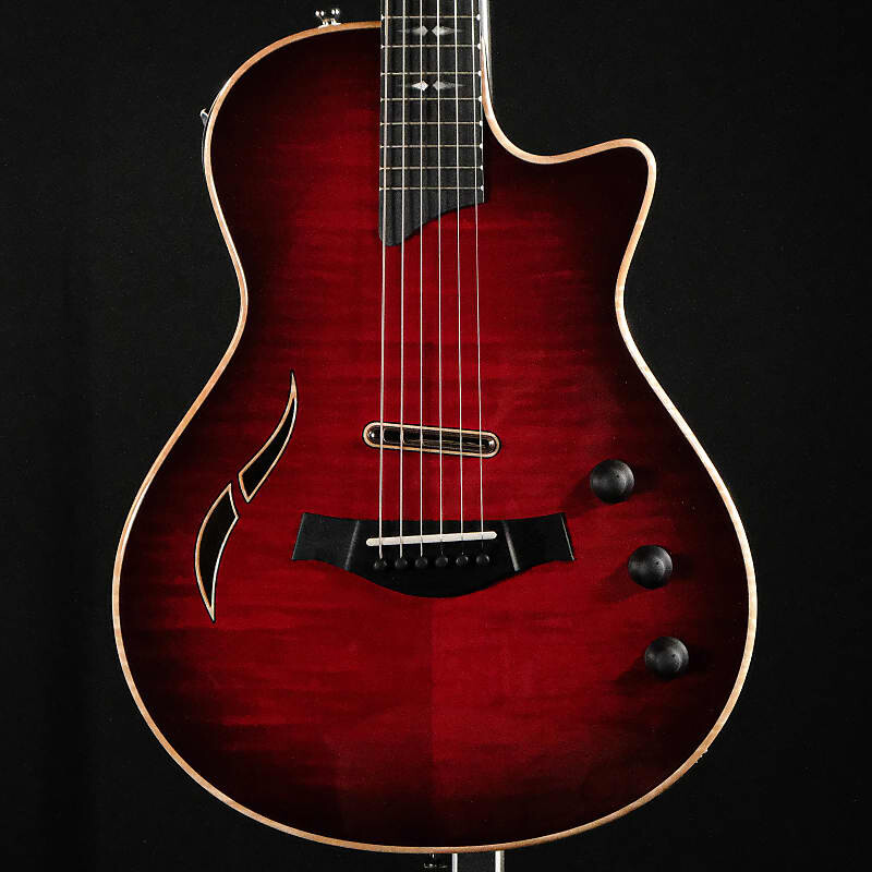 

Электрогитара Taylor T5z Pro Hollowbody Electric Guitar - Cayenne Red
