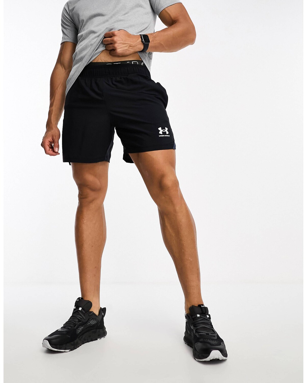 

Черные шорты Under Armour Accelerate
