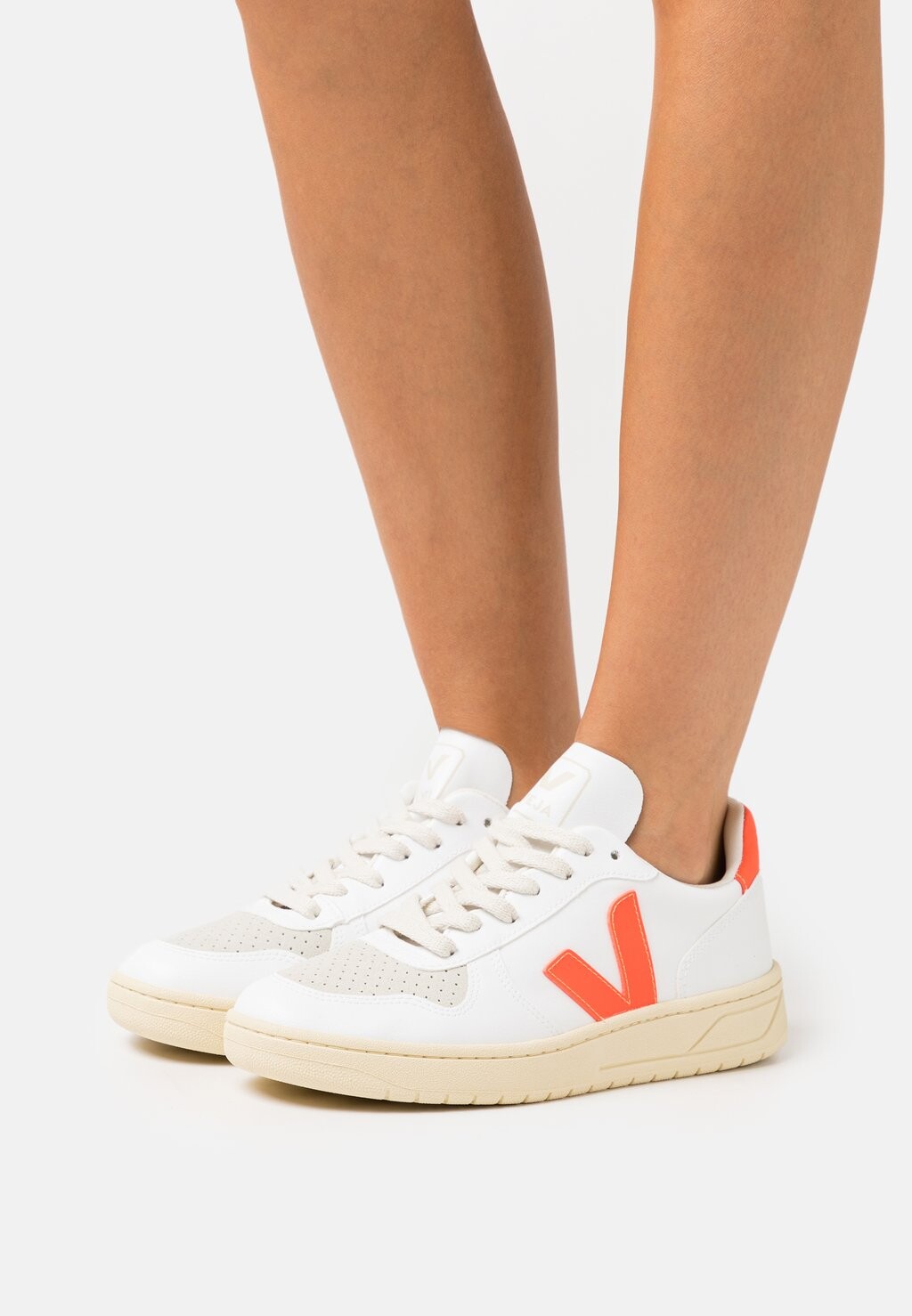 

Кроссовки Veja