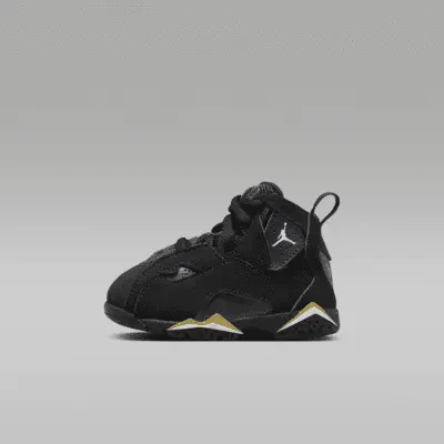 

Кроссовки Jordan True Flight, цвет Black/Metallic Gold/White