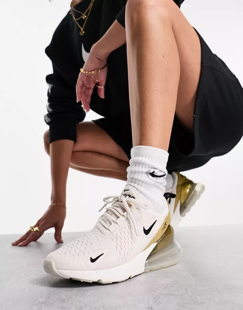 

Бело-золотые кроссовки Nike Air Max 270