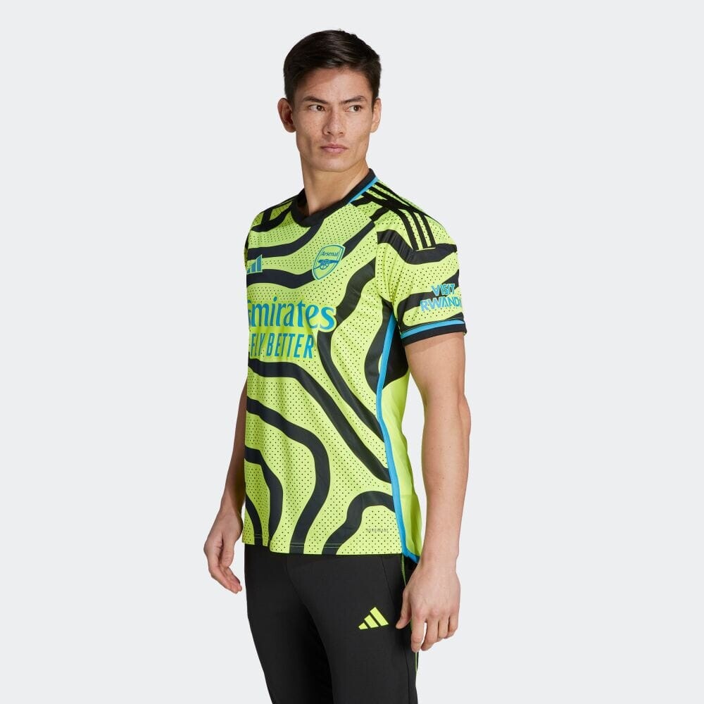 

Футболка униформа Adidas HR6927