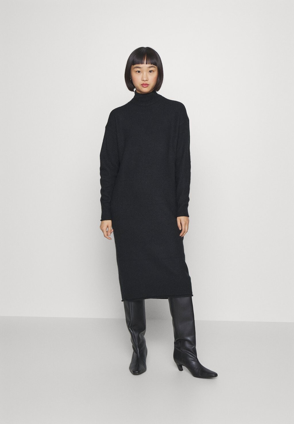 

Платье Point Vero Moda Petite VMKADEN HIGHNECK DRESS, черный