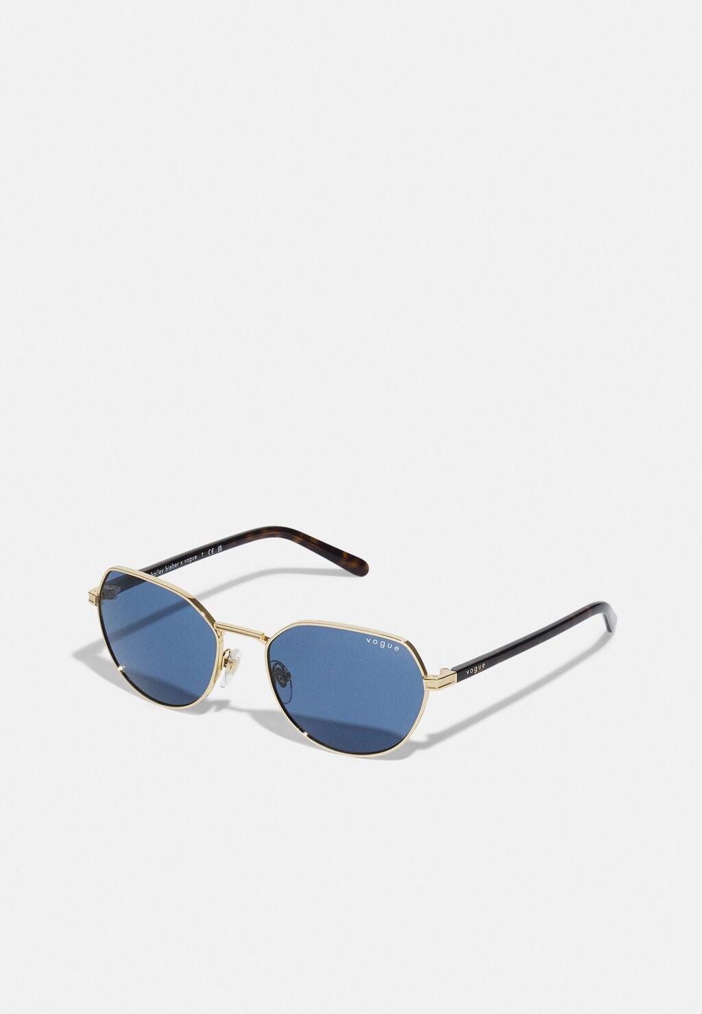 

Солнцезащитные очки VOGUE Eyewear