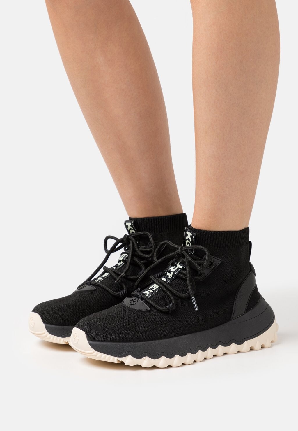 

Высокие кроссовки KG Kurt Geiger