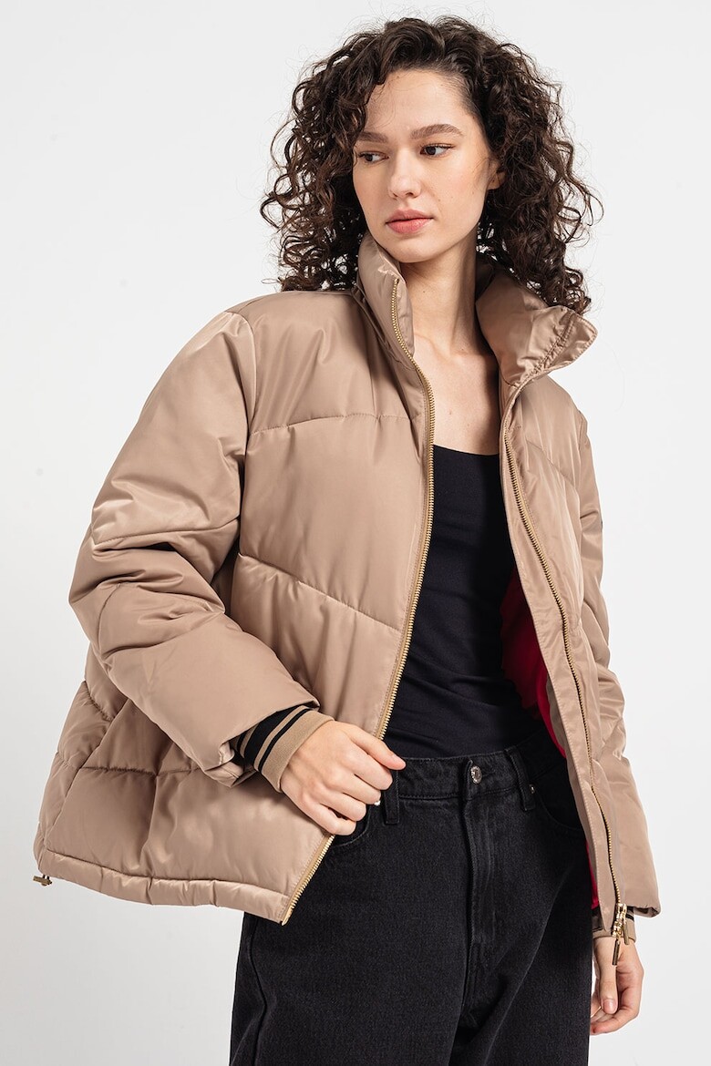 

Зимняя куртка с косыми карманами Armani Exchange, коричневый