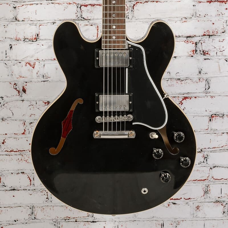 

Электрогитара Gibson - Murphy Lab Custom 1959 ES-335 Reissue - Semi-Hollow Electric Guitar - Ultra Light Aged Ebony - w/ Brown/Pink Lifton Reissue 5-Latch Case - x1118