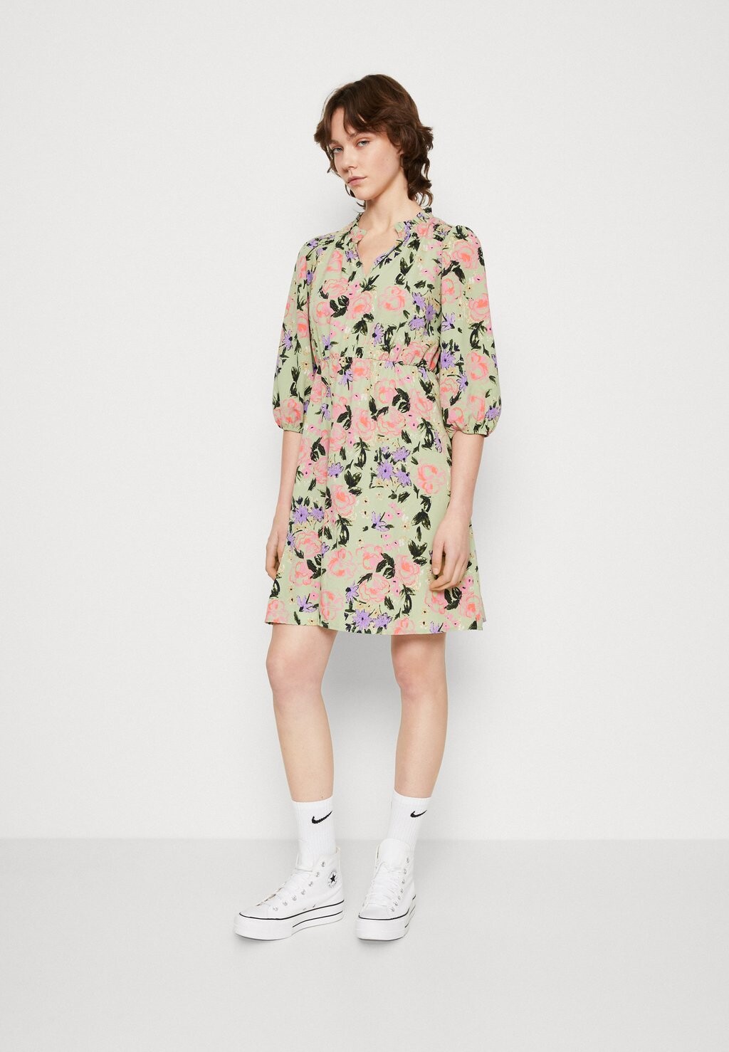 

Летнее платье Vero Moda