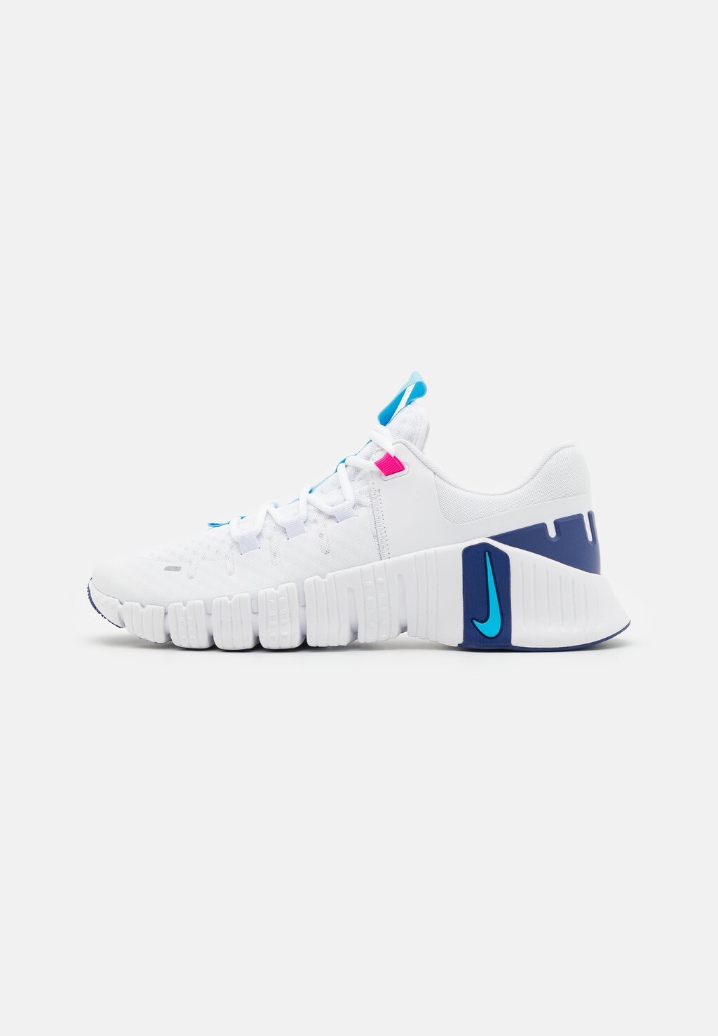 

Кроссовки Free Metcon 5 Nike, цвет white/aquarius blue/fierce pink/deep royal blue/light laser orange