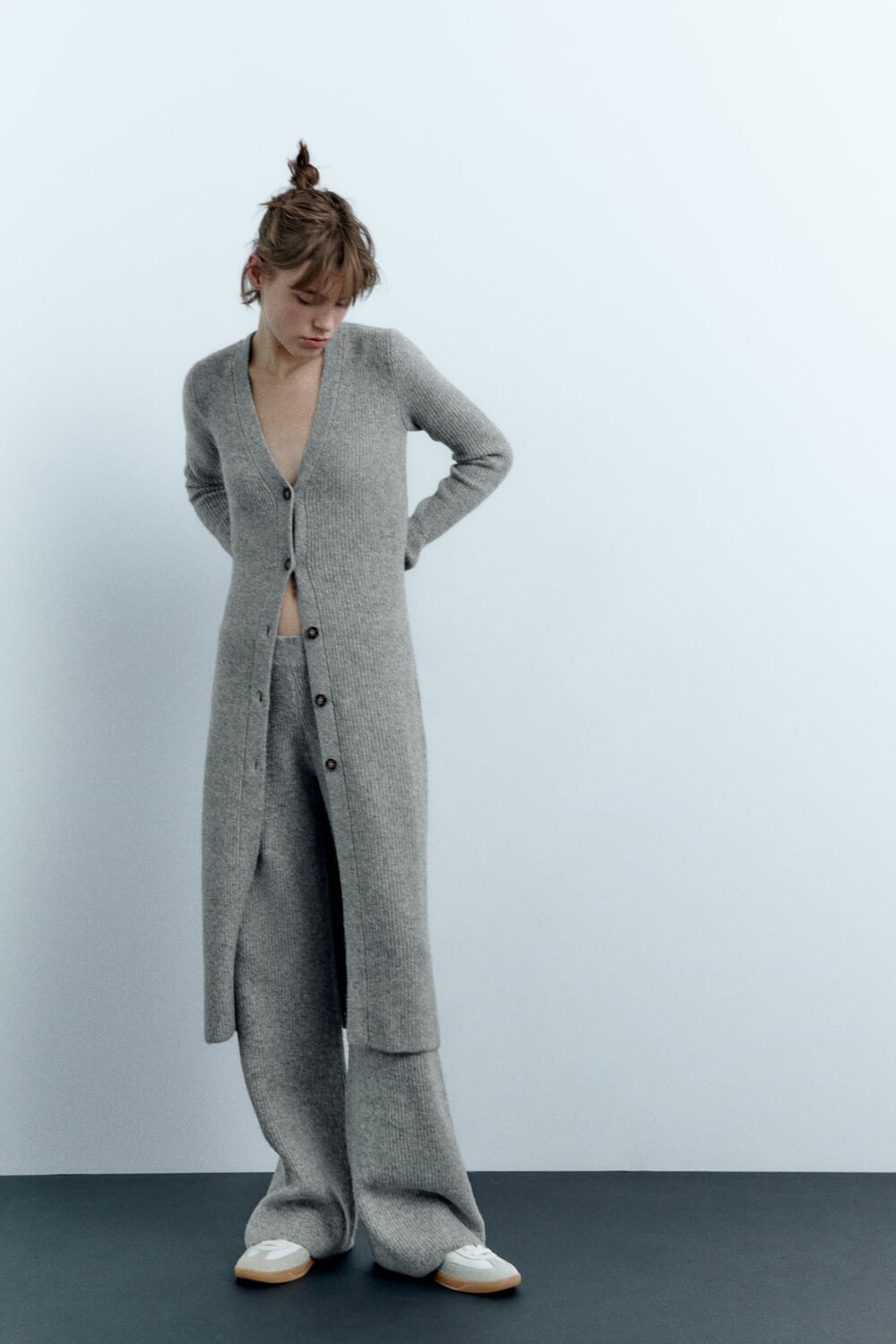 

Трикотажные брюки прямого кроя ZARA, серый