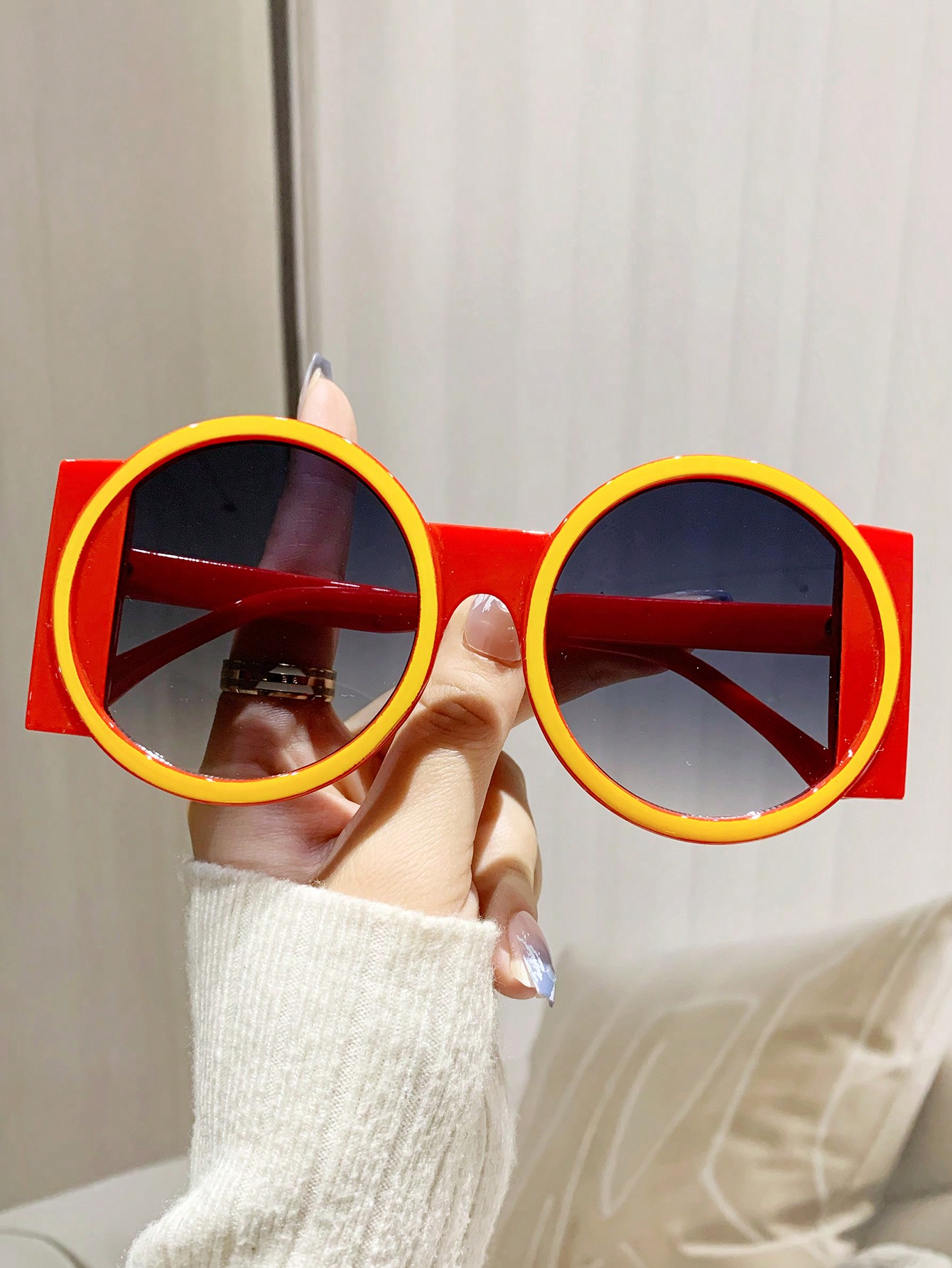 Женские круглые массивные двухцветные массивные солнцезащитные очки Y2K 1 шт. идеально подходят для отпуска
