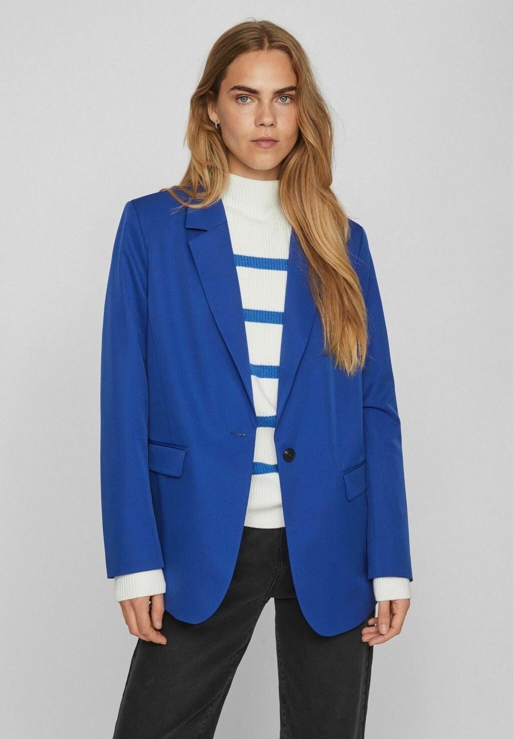 

Блейзер VILA СВОБОДНЫЙ ФИТ, цвет mazarine blue