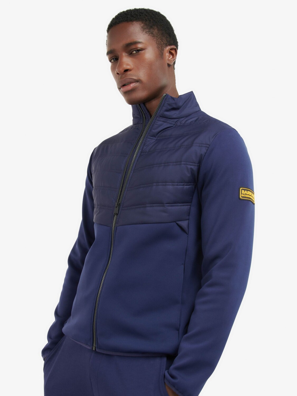 

Стеганая куртка Barbour International Vinnie, чернильно-синяя